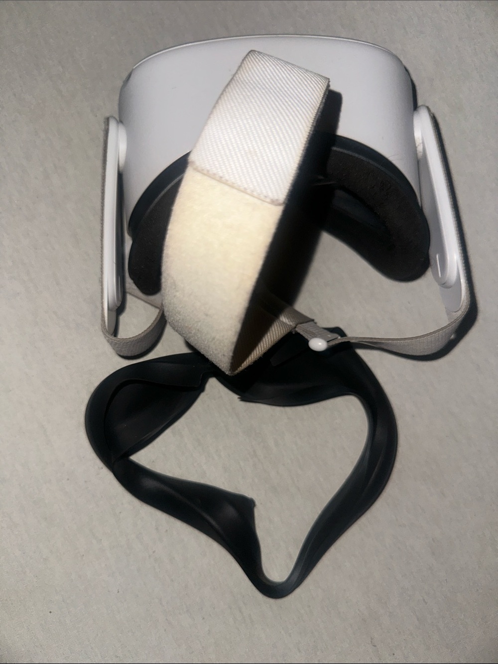 White VR Headset with Black Strap